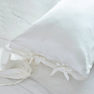 Silk pillow case 1-Warm white (size 50x70 cm)